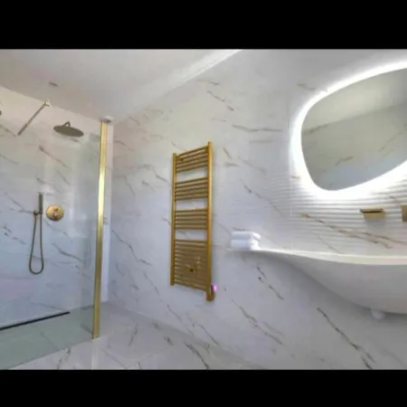 L'olympe Des Sens Bed & Breakfast 4*